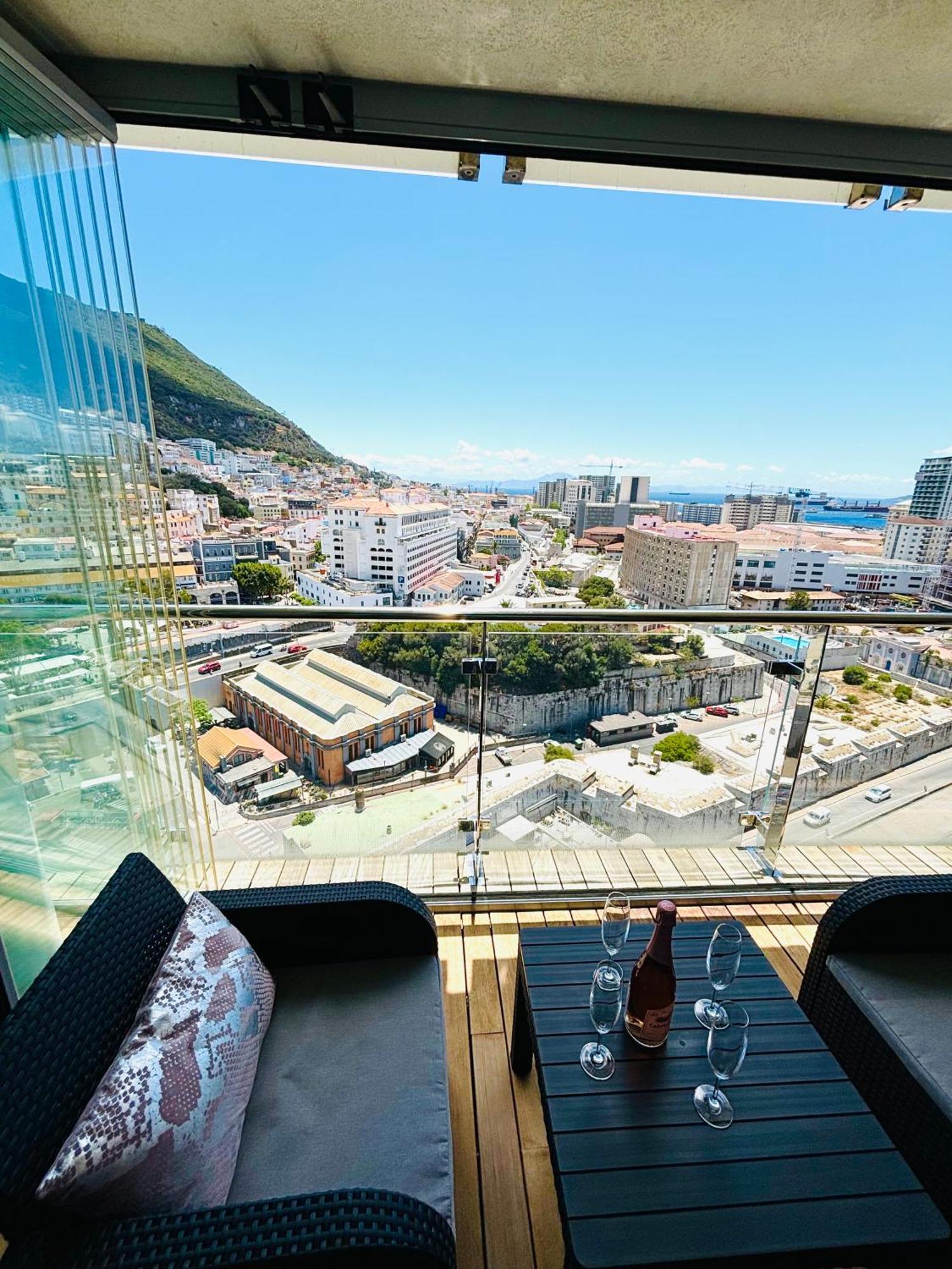 Ocean Village High Floor Luxury Modern Apartment Гібралтар Екстер'єр фото